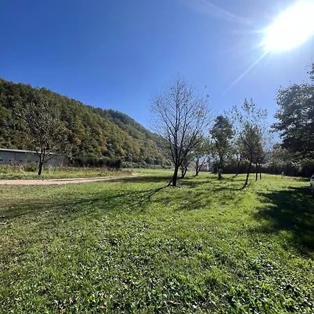 Kod Mikija * Visoko